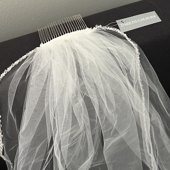 NEW BRIDAL WEDDING VEIL - Picture 3 of 5